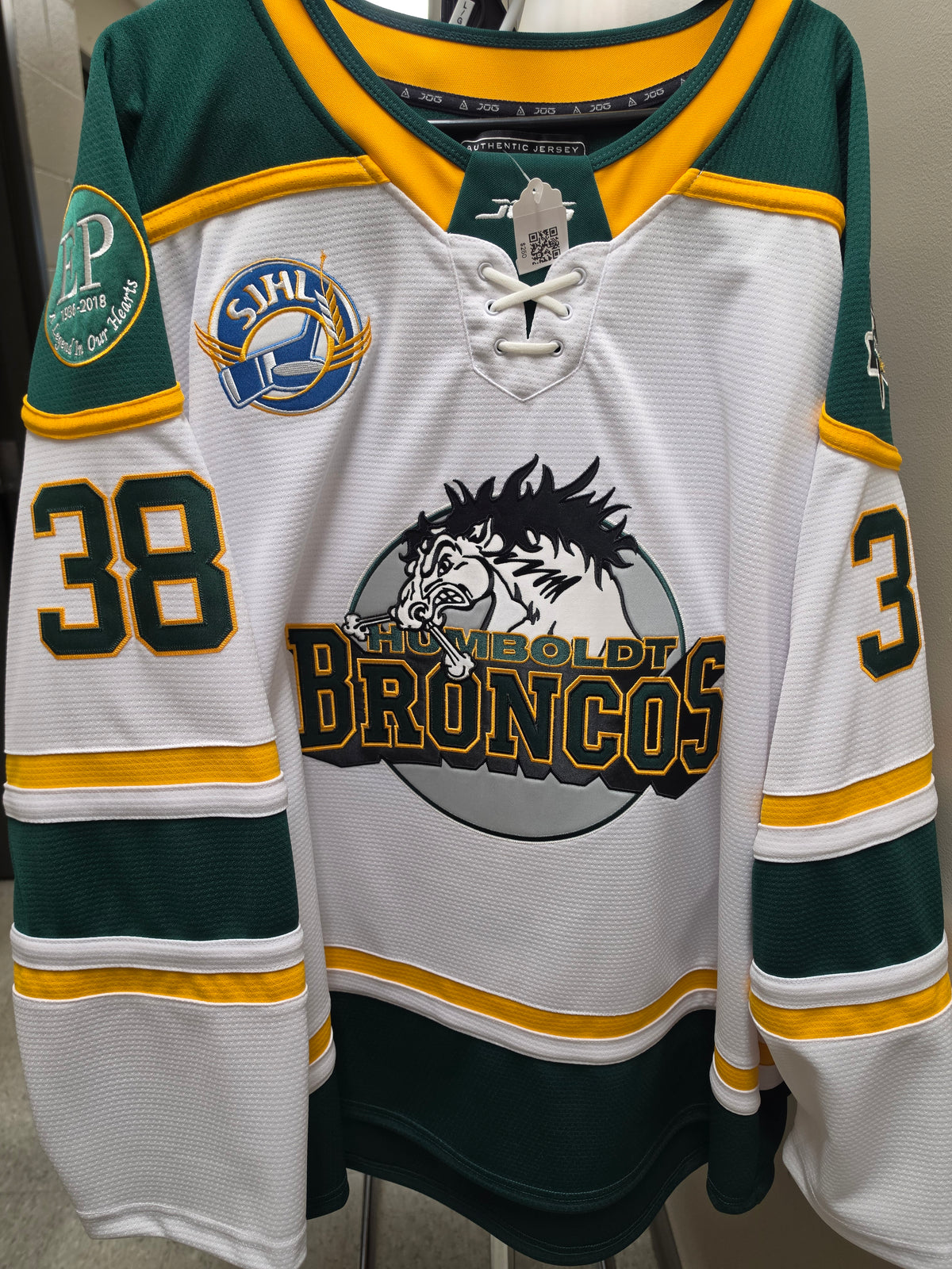 #38 Game-Worn Jersey